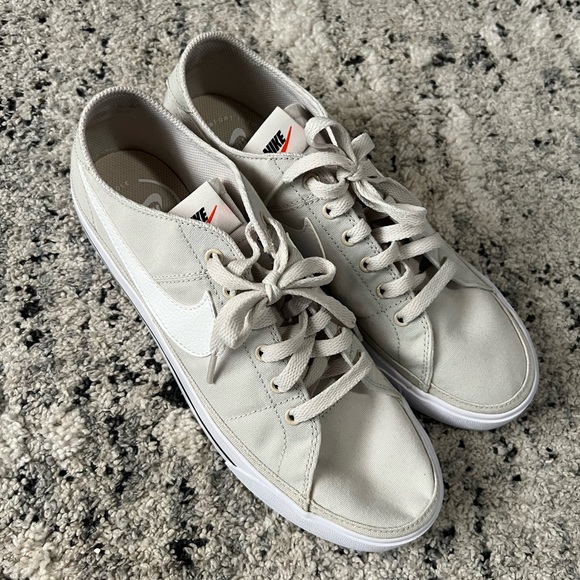 Womens Nike Court Legacy- Canvas- New-Size 11- Beige - Picture 2 of 9